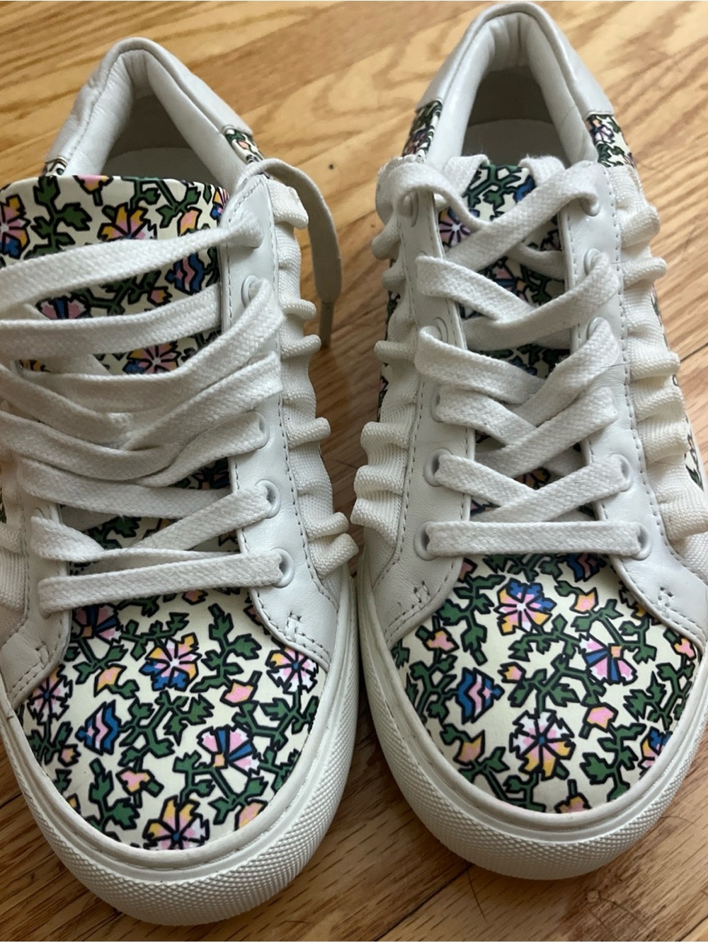 Tory Burch Sport Women's Ruffle Floral Sneakers Size 5